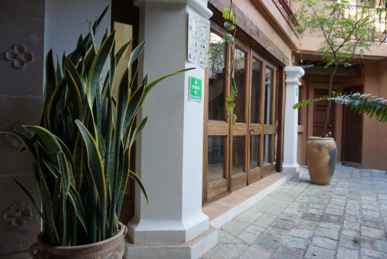 Alojamiento Jalatlaco - Car Rental! Estacionamiento En La Calle Sujeto A Disponibilidad Oaxaca Dış mekan fotoğraf