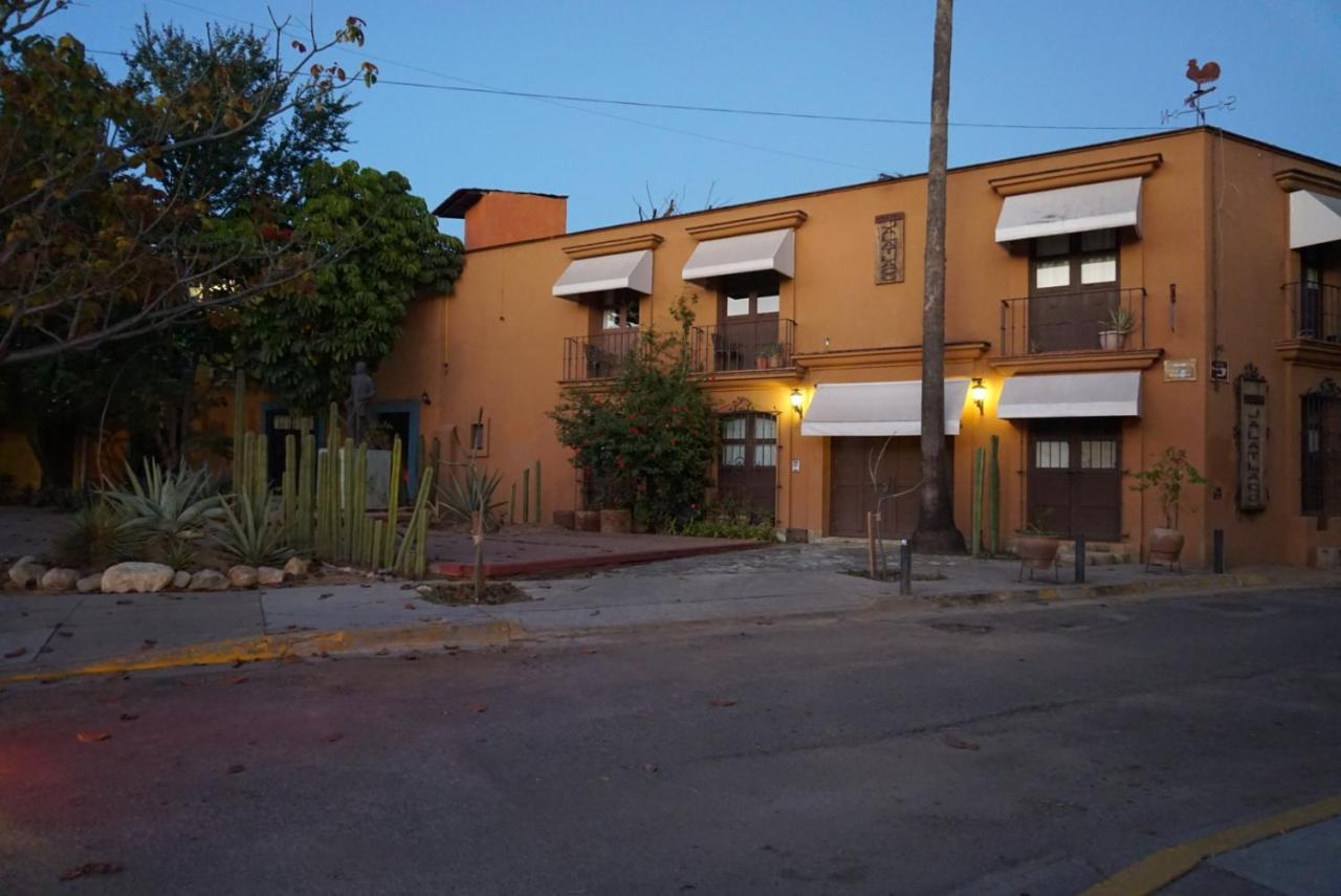 Alojamiento Jalatlaco - Car Rental! Estacionamiento En La Calle Sujeto A Disponibilidad Oaxaca Dış mekan fotoğraf